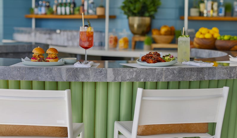 MYAMI Pool Bar and Lounge Casual Dining